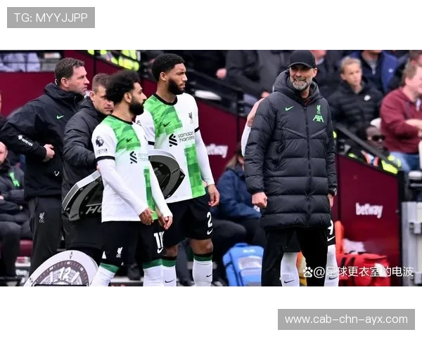 球员经纪人与俱乐部博弈升级,多笔潜在转会受阻 球员经纪人与俱乐部博弈升级,多笔潜在转会受阻