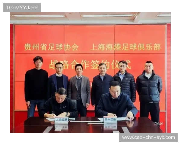 足球俱乐部在青训中完善未成年人保护体系并设立监督岗位，青少年足球俱乐部简介